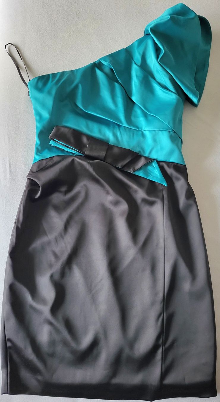 Karen Millen Kleider: Elegantes Cocktailkleid – Gebraucht aus Basel von jma_vh95