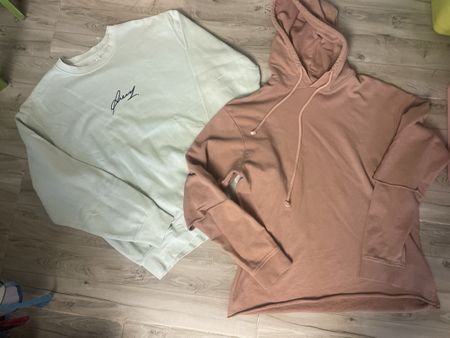 2 Sweatshirts Pier One und Your Turn Gr.M guter Zustand