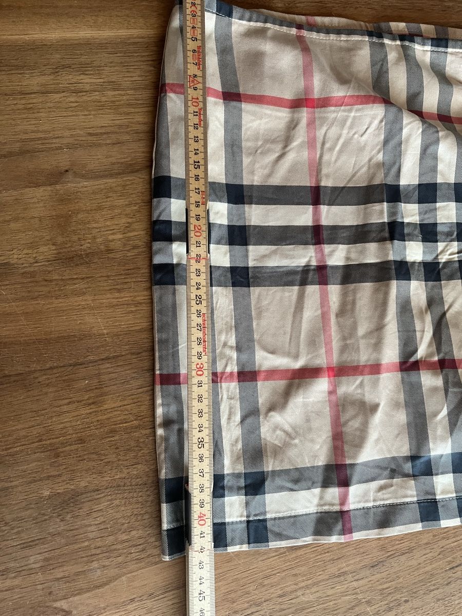 Burberry Jupes: Burberry Jupe Gr L – Neuf avec emballage d'origine à Aarberg par Jakaro 3