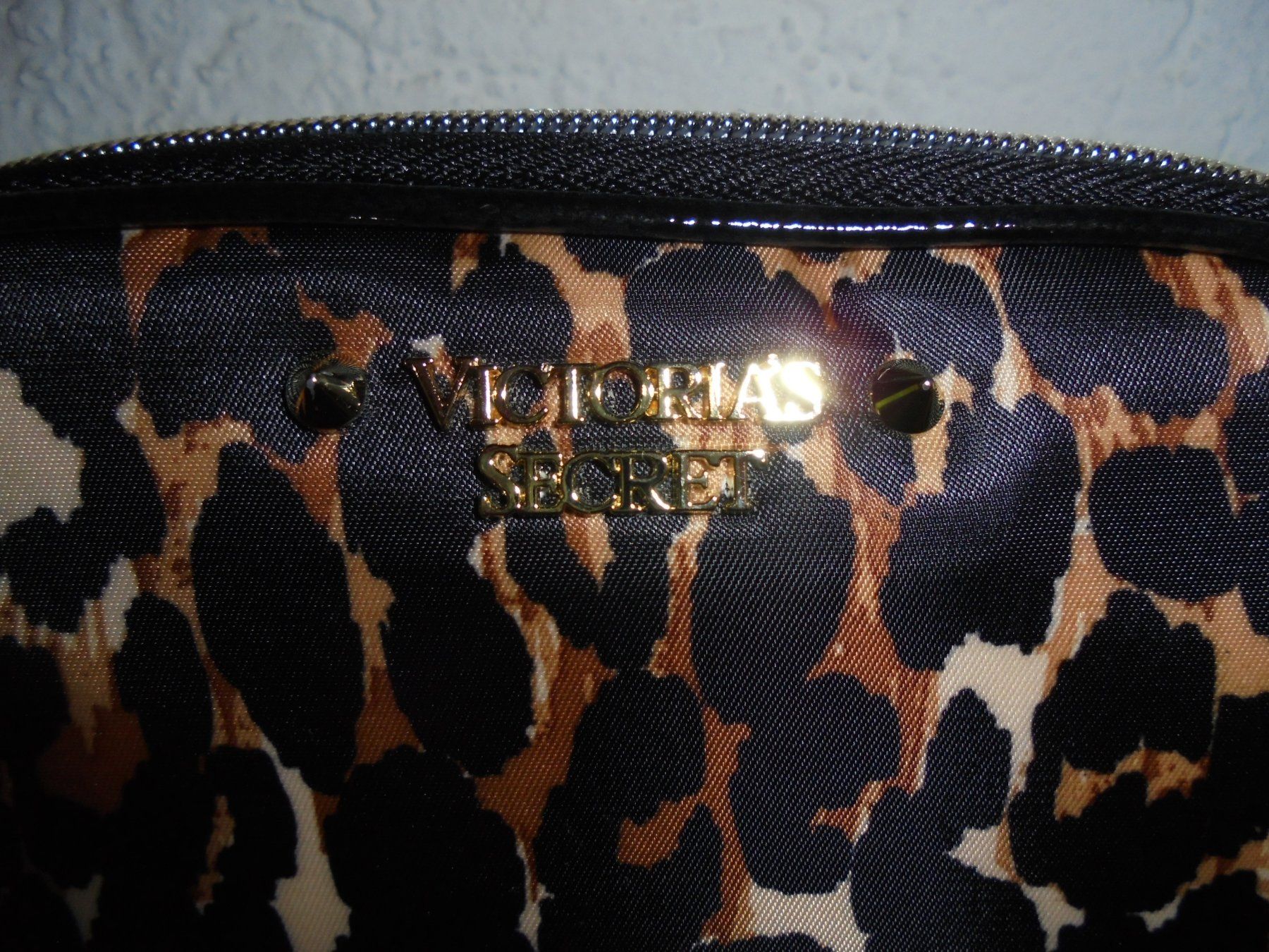 Victoria's Secret Custodie per cosmetici: VICTORIA'S SECRET MAKE-UP TASCHE / NECESSAIRE – Nuovo e nell'imballaggio originale da Aarau Rohr venduto da PinkSchwein 3