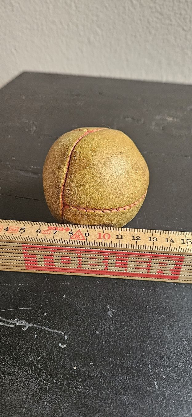 Palloni: Vintage Baseball, SEHR alt handgenäht – Usato da Belp venduto da Ginus85 2