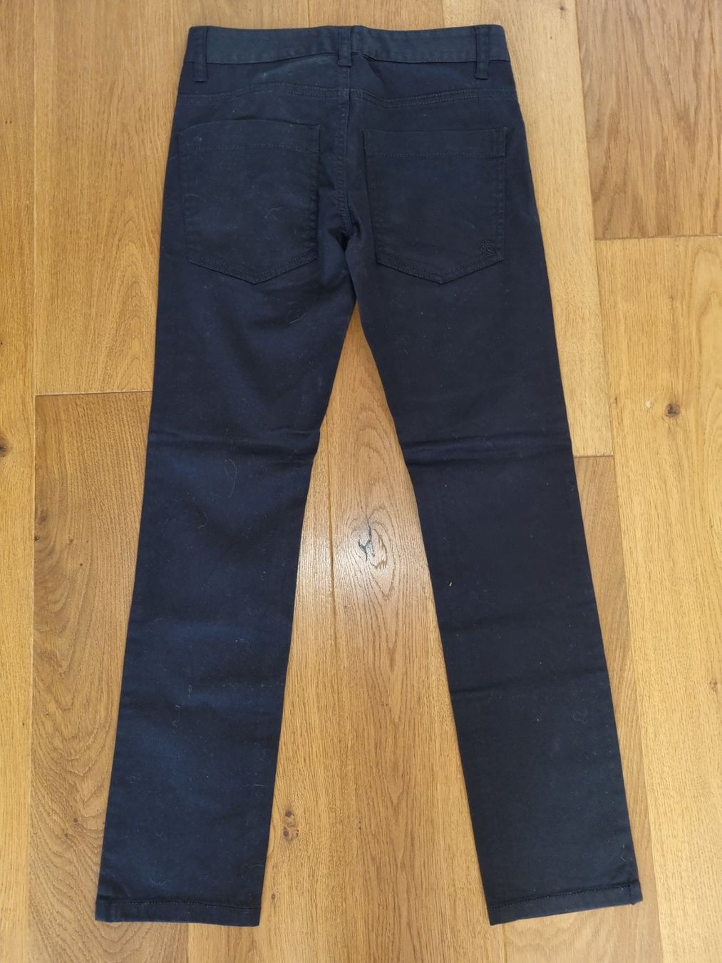Benetton Hosen: Benetton Hose, Grösse 150 schwarz – Gebraucht aus Unterseen von Kau99 2