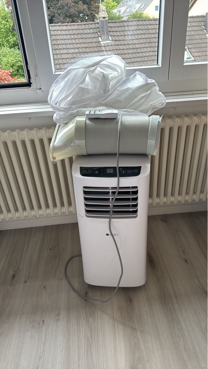 Condizionatori: Air Conditioner gebraucht  – Usato da Bülach venduto da Mellinchen30
