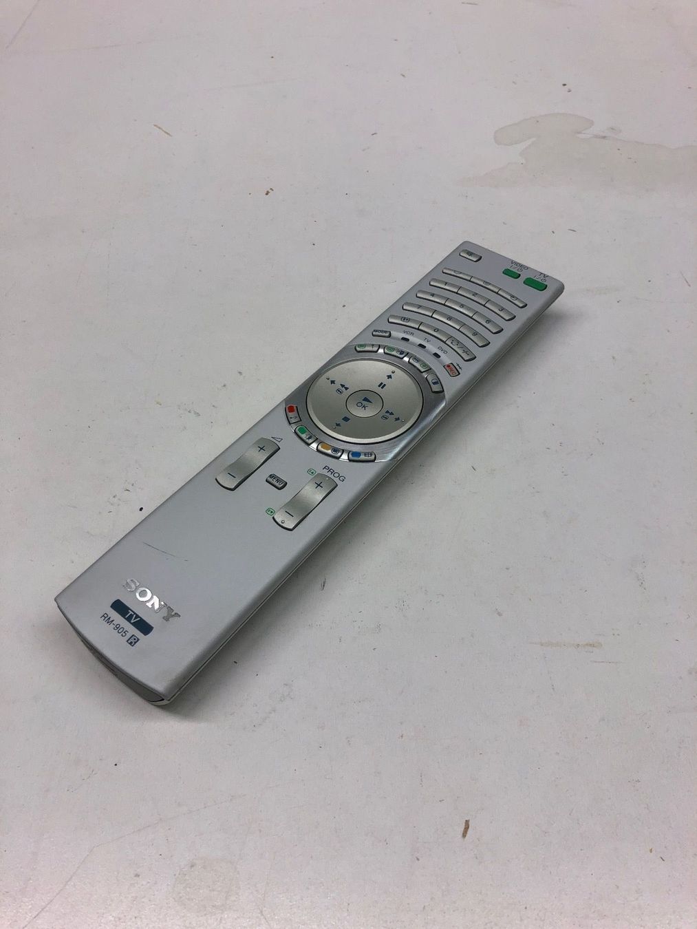 Sony Fernbedienungen: Sony Fernbedienung RM-905 – Gebraucht aus Dübendorf von voojagig
