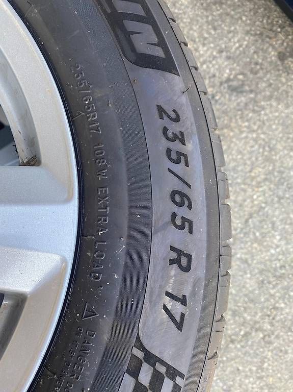 Pneumatici & Ruote complete: VW Touareg Original Räder – Usato da Heiligkreuz (Mels) venduto da Beyond-Auto 1