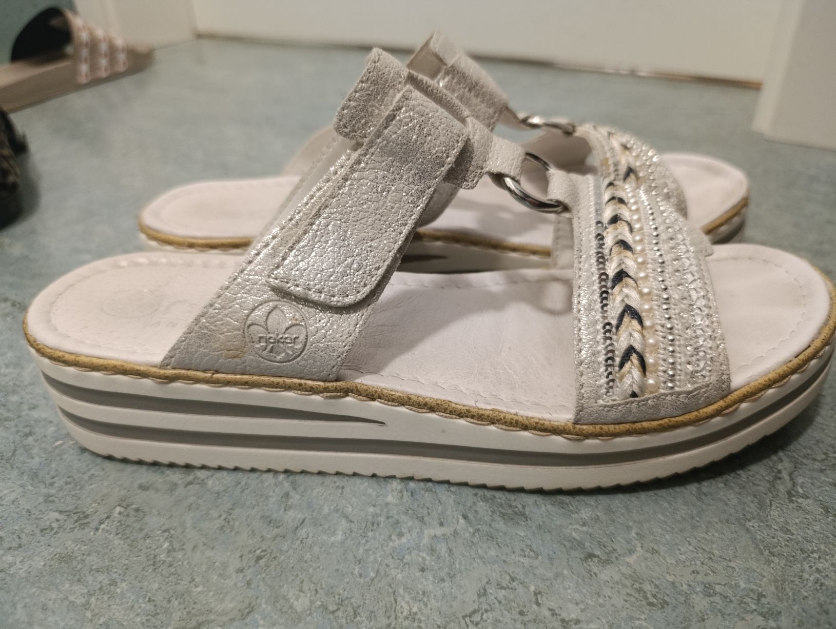 Rieker Damenschuhe: Rieker Sandalen – Neu (gemäss Beschreibung) aus Wald ZH von Eleona