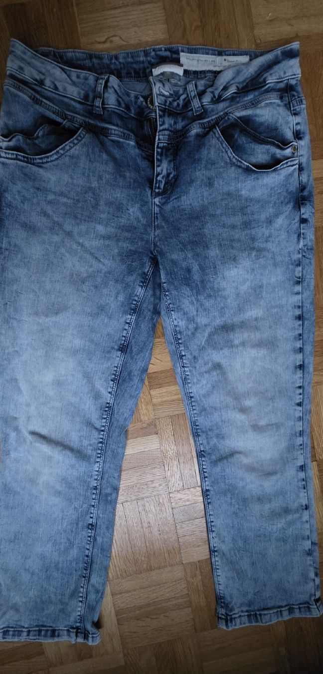 Jeans: Jeans Street one 3/4 Taille 30 – Usato da Yverdon-les-Bains venduto da van_dq65 4