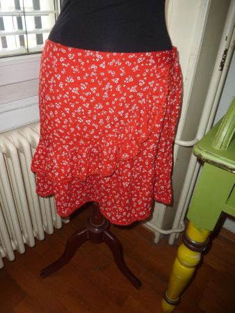 jupe rouge motif fleurs taille XL TALLY WEIJL pour femme