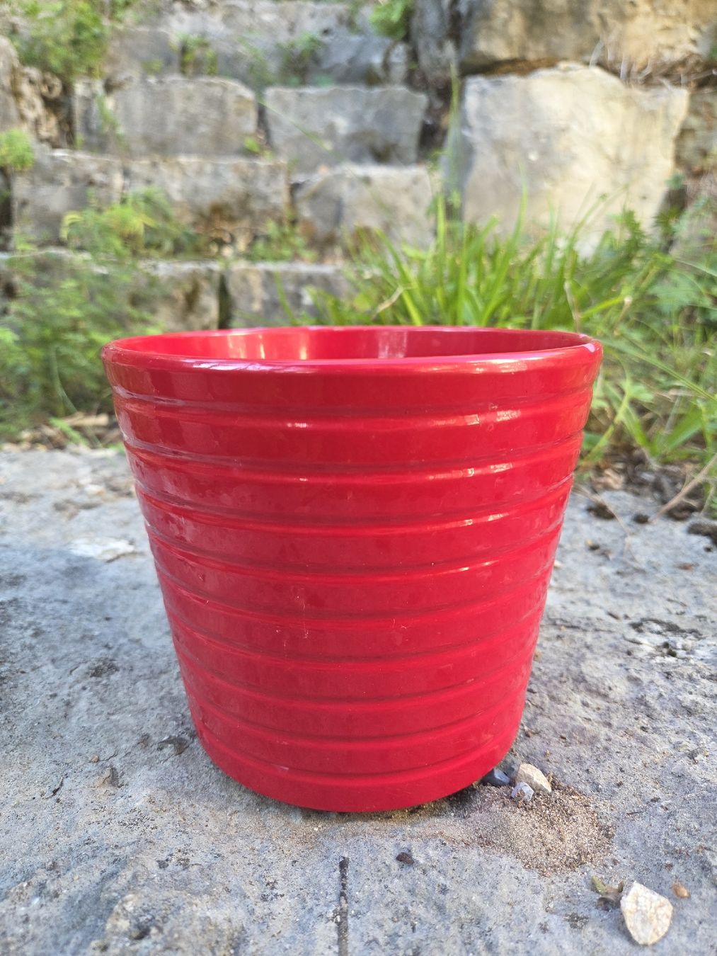 Ikea Vasi per fiori: Roter Übertopf von IKEA – Usato da Suhr venduto da lovecolours