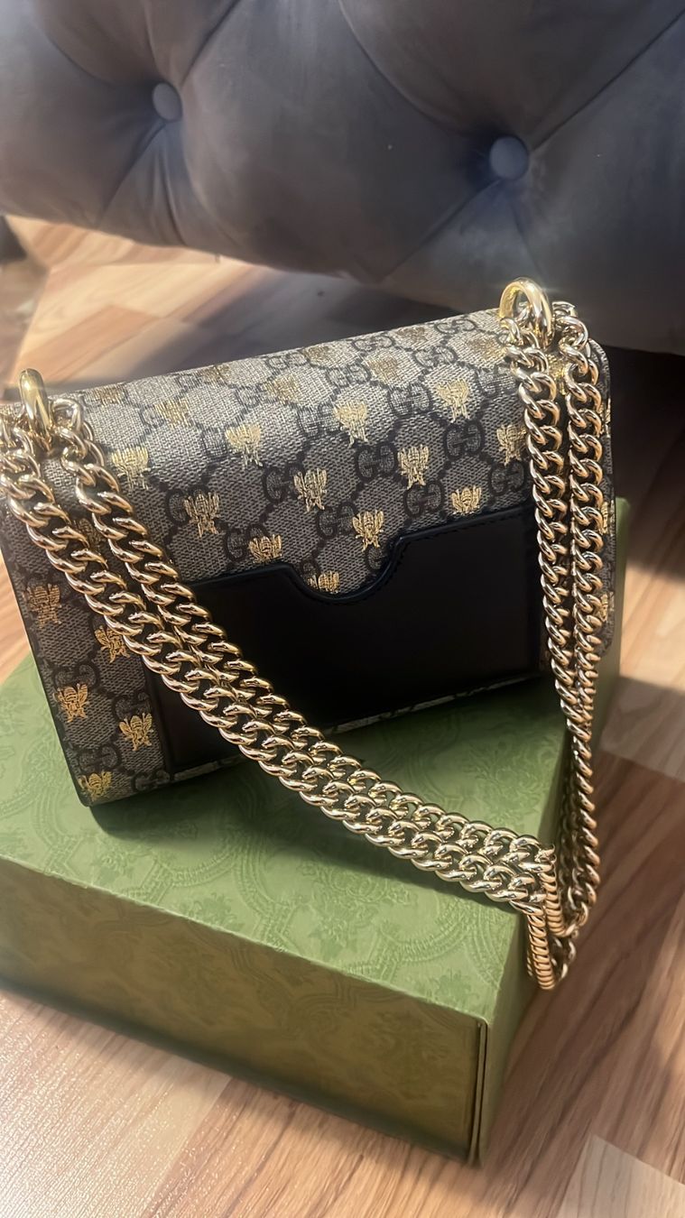 Gucci Borse da donna: Wunderschöne Gucci Padlock Small GG Schultertasche – Nuovo (secondo la descrizione) da Ostermundigen venduto da emi_pbs6 2