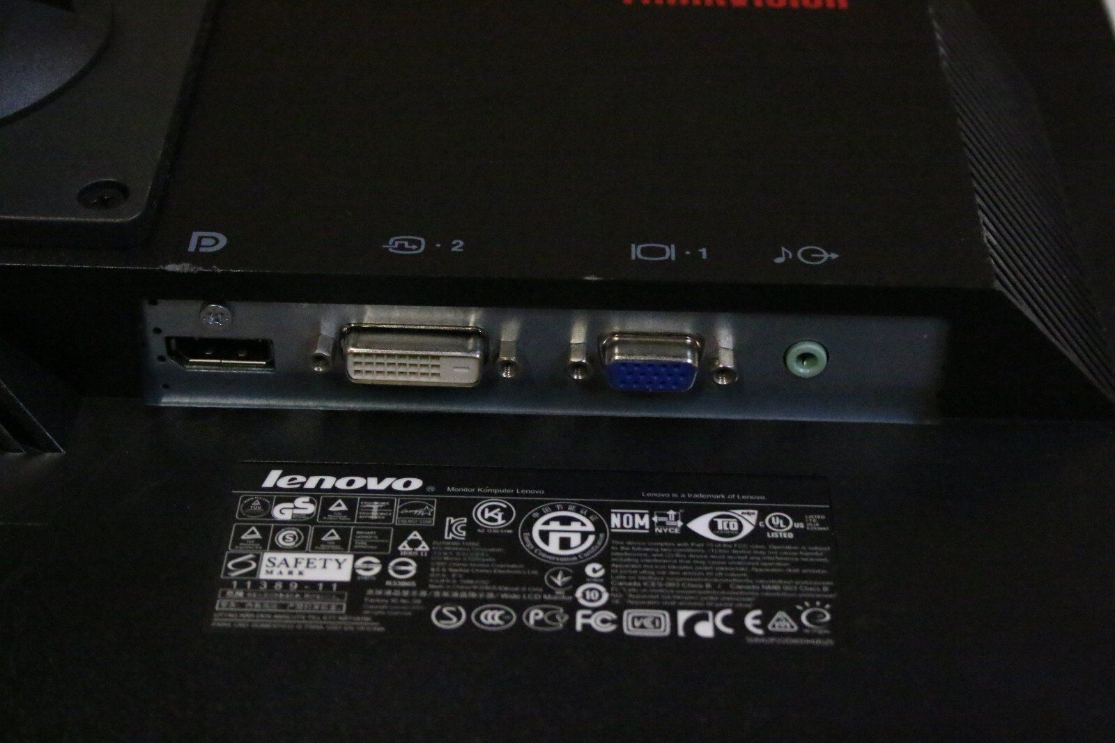 Lenovo Monitor: Monitor LCD Lenovo ThinkVision LT2252PWD 22'' VGA DVI DP – Usato da Schaffhausen venduto da lucaalessandro 4