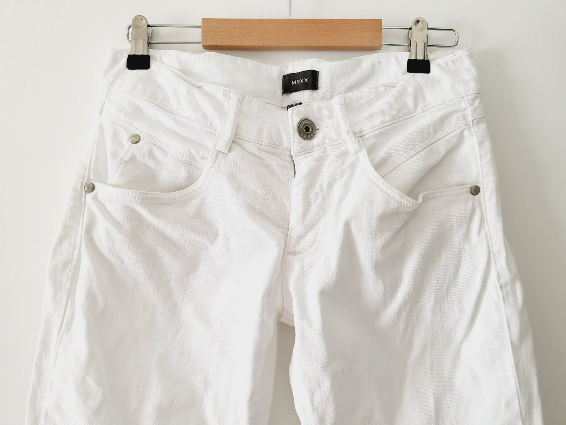 Mexx Jeans: Jeans Mexx weiss Grösse 36 – Usato da Marbach SG venduto da DH04 1
