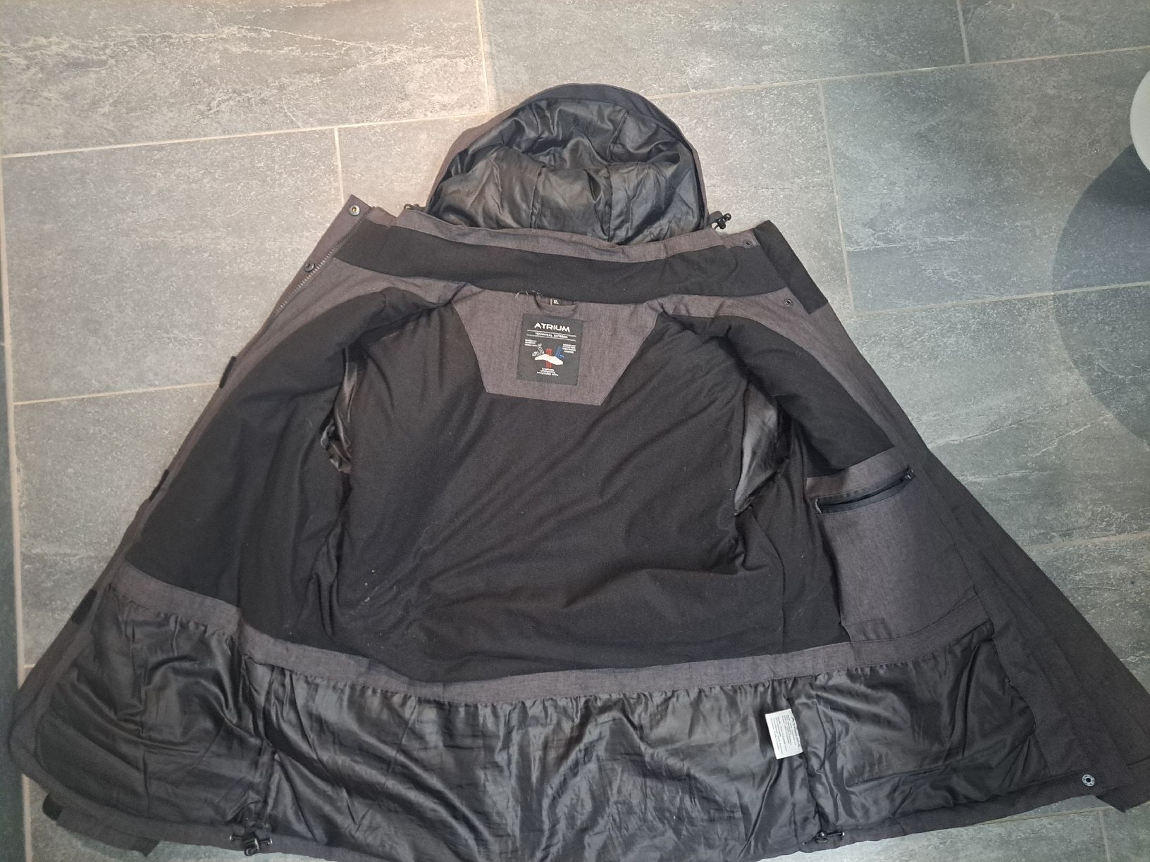 Jacken: Winterjacke Gr. XL anthrazit – Gebraucht aus Niederbipp von filou0711 2