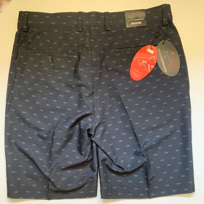 Pantaloni: Greg Norman Golf Shorts Herren 32 – Nuovo e nell'imballaggio originale da Thalwil venduto da cartm 3