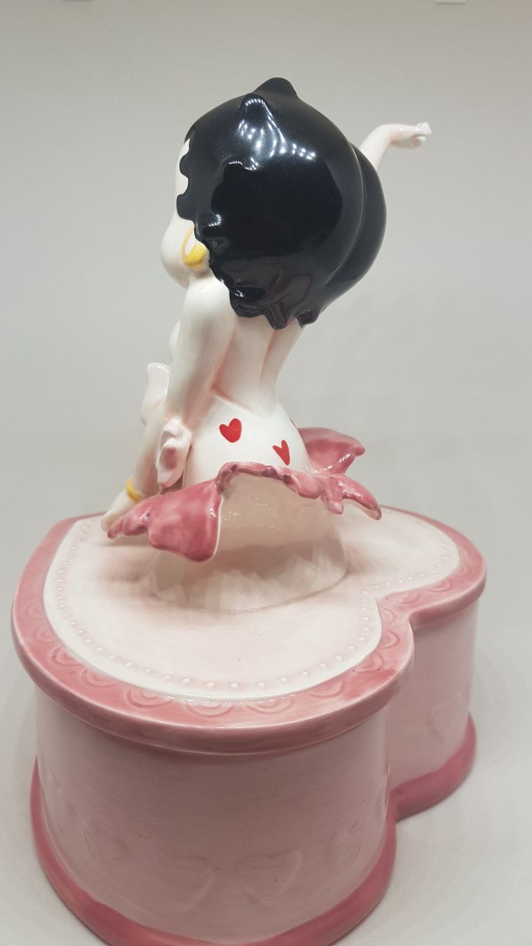 Carillon: Betty Boop Spieldose – Usato da Luzern venduto da spyro-gyra 2