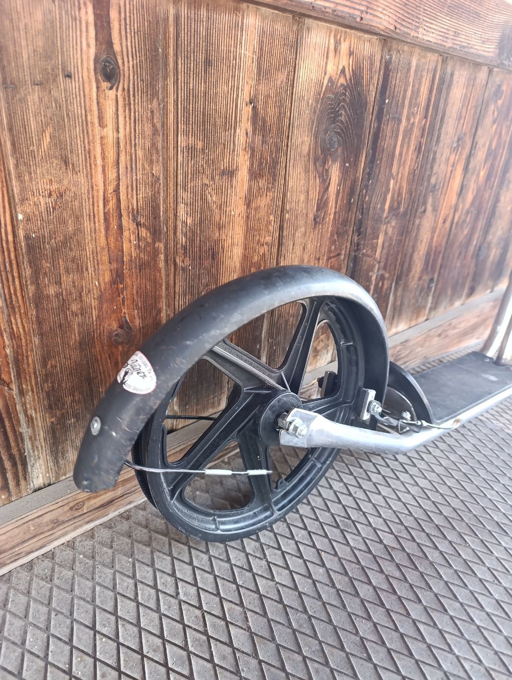 Kickboard: Trotti Scooter Kickboard Roller 16" – Défectueux à Romanshorn par dav_h2lv 2