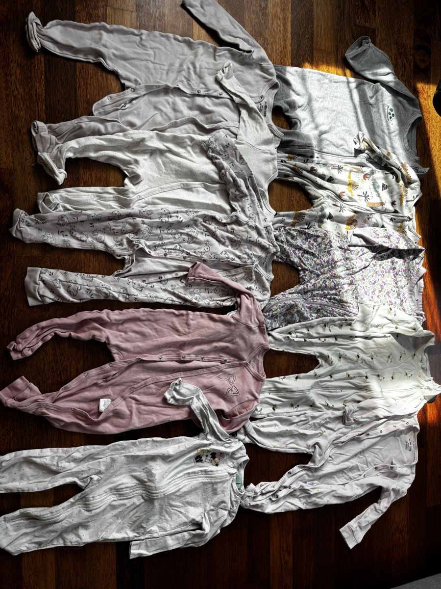 Pyjamas: 10 langarm Strampler Gr. 86/92 – D'occasion à Amriswil par Ka_Sc