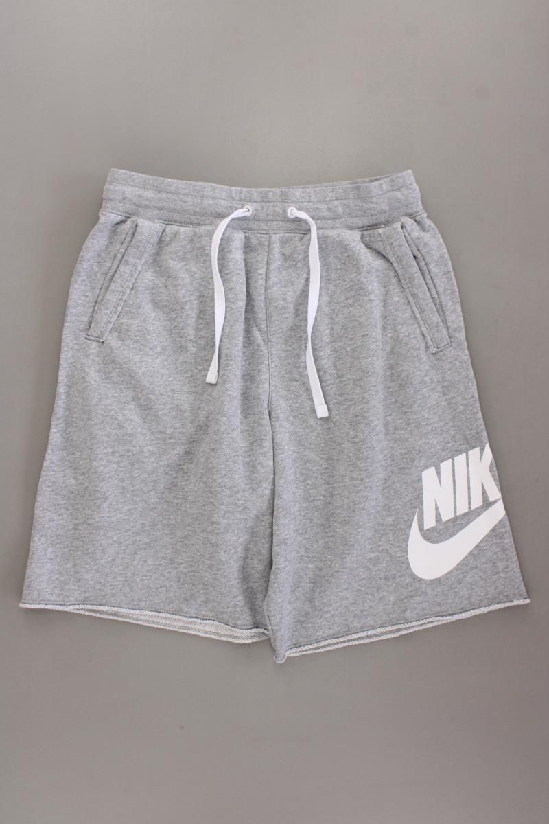 Hosen: Nike Sweatshorts Gr. S grau – Gebraucht aus Neustadt an der Waldnaab von SecondLifeFashion