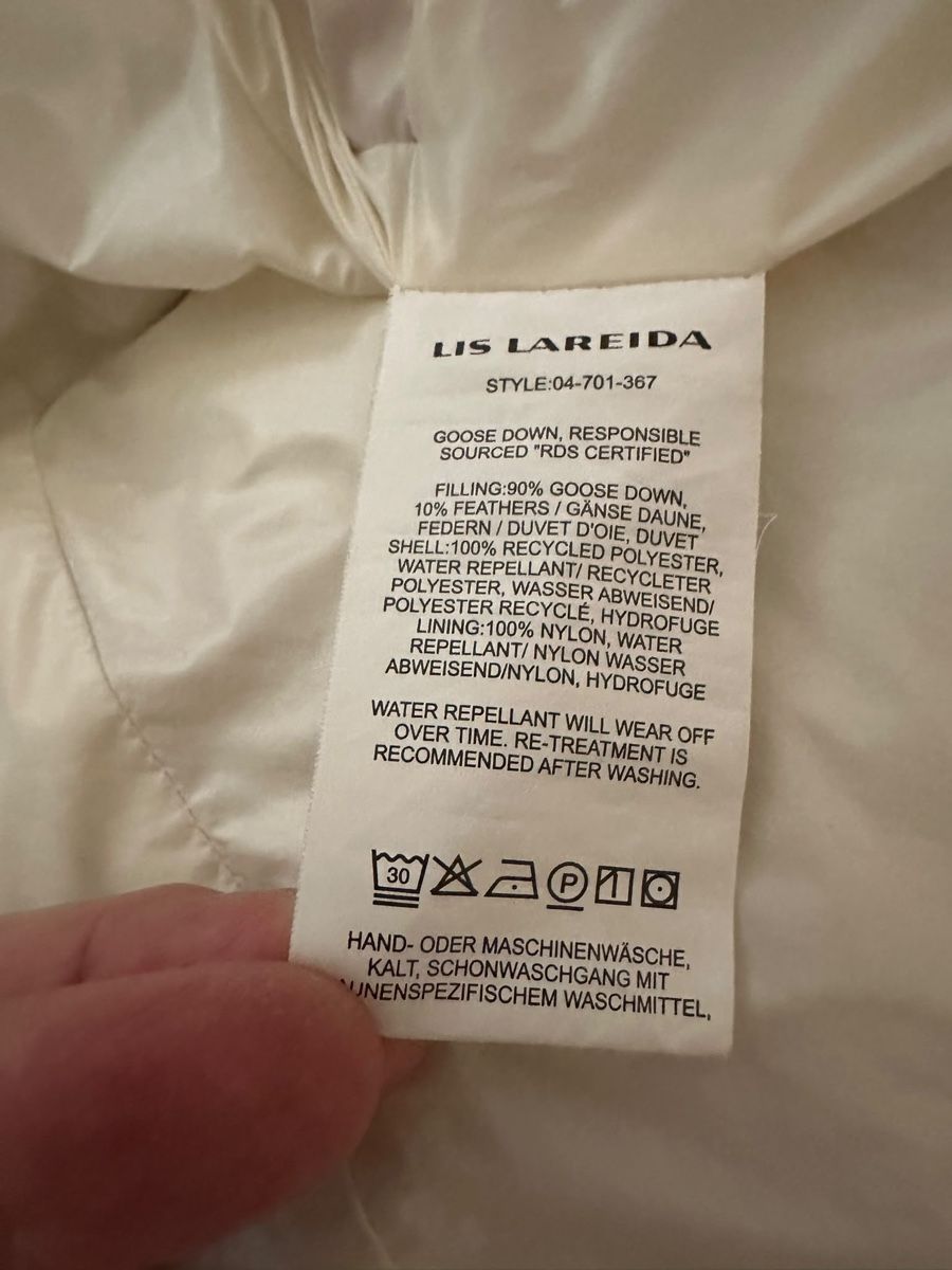 Lis Lareida Giacche: Daunen Winterjacke Lis Lareida – Nuovo (secondo la descrizione) da Binningen venduto da Yuliya15 2