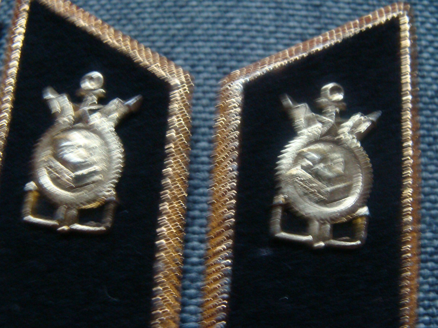 Plaquettes & Badges: Lot Russe militaire – D'occasion à Cuarny par hen_g7hn 1