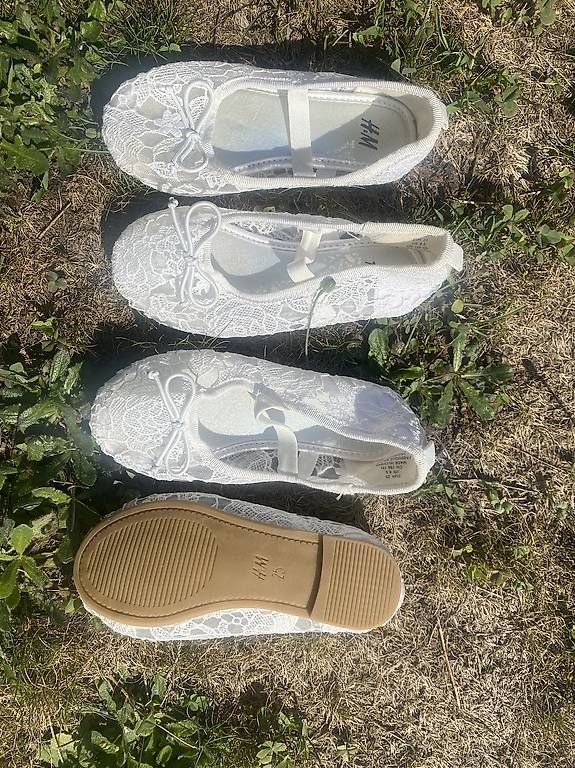 Schuhe für Mädchen: Ballerinas Gr. 25  – Gebraucht aus Amlikon-Bissegg von jazzy-w