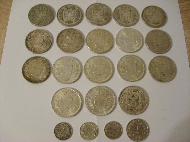 Tutti le monete: *** LOT mit CH Silbermünzen *** – Usato da Altbüron venduto da CoinWorld