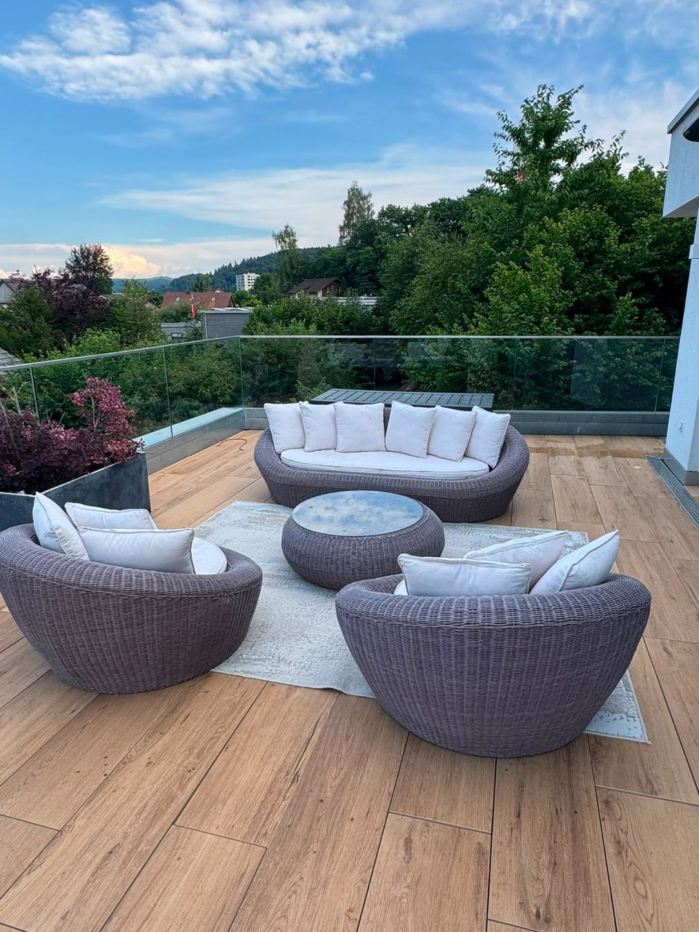 Sofas: Gartenmöbel Set Korbmöbel Sofas Sessel Tisch Kissen – Gebraucht aus Suhr von fas1992 2