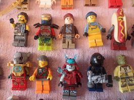 50 schöne alte Lego Figuren Männchen