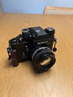 Nikon F2AS Profi-Set ? mit 3 Nikkor Objektiven, Blitz & Holz