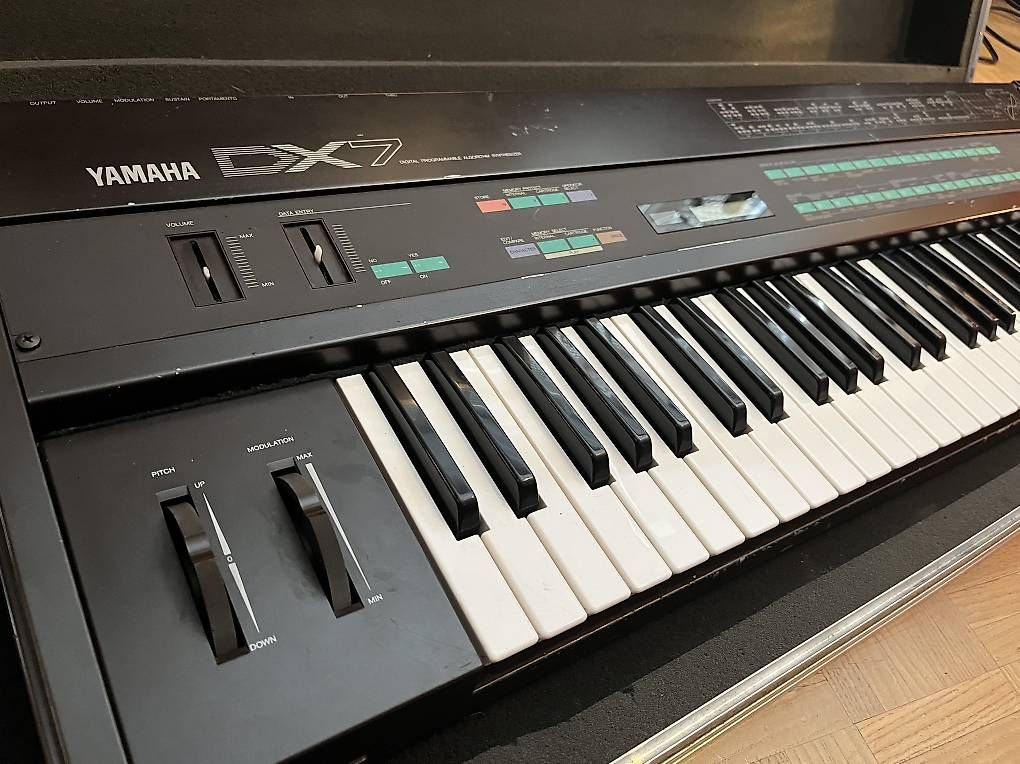 Strumenti musicali: Yamaha DX7 / DX-7 – Usato da Zürich venduto da Frecci123 1