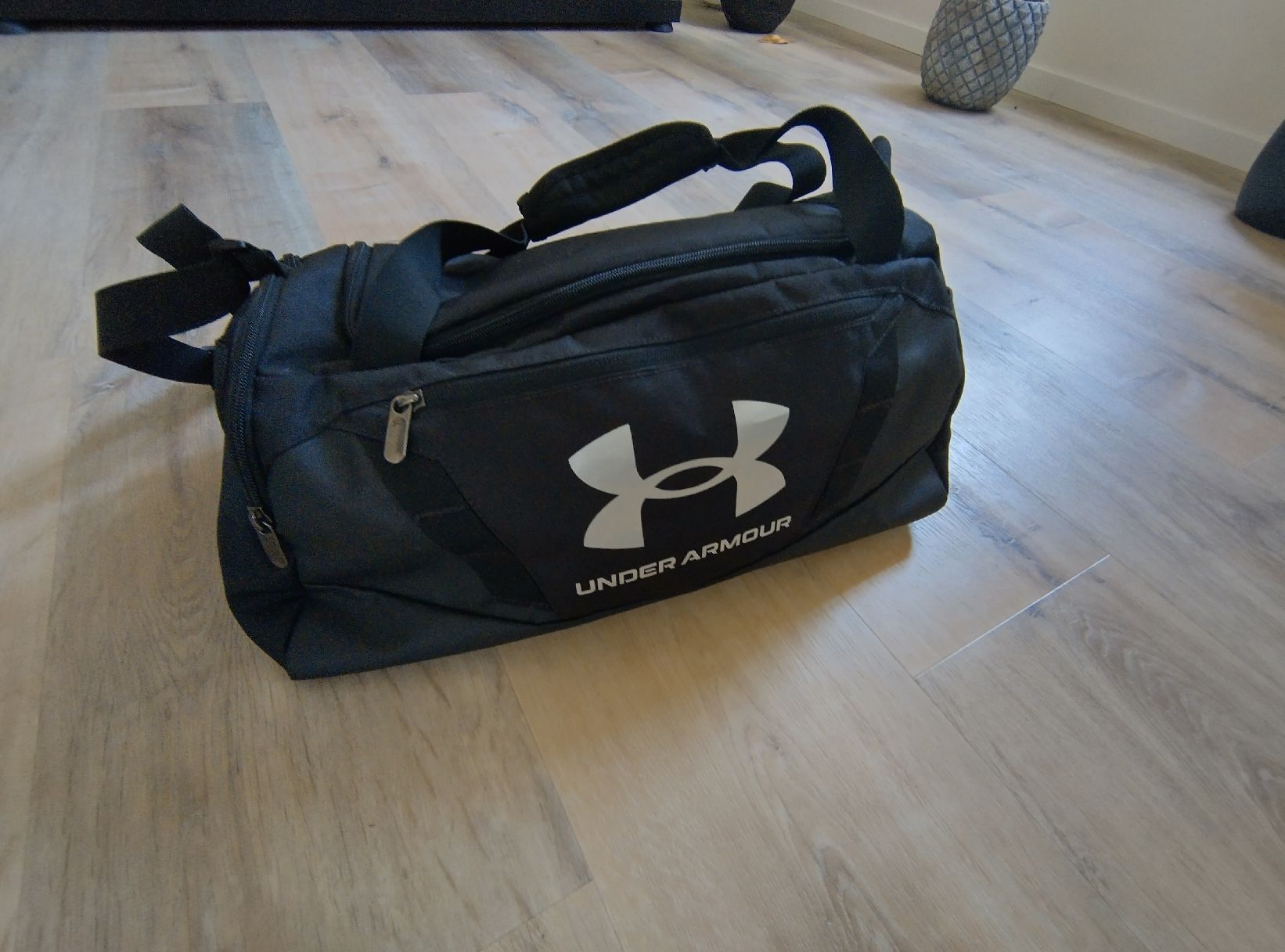Under Armour Sacs: Under Armour Sporttasche – Neuf (Voir description) à Dättwil AG par Kleinaberfein