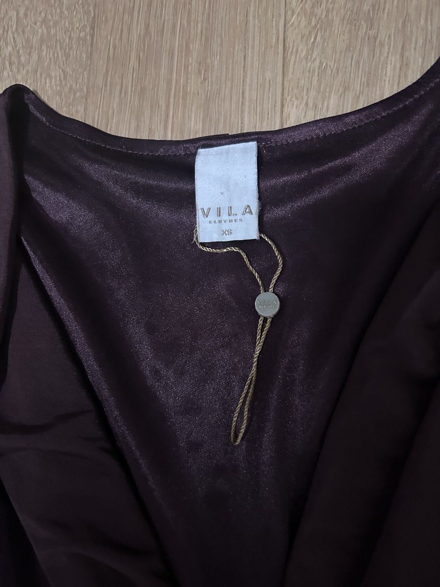 Vila Kleider: Vila Kleid lila – Gebraucht aus Belp von jan_6yvx 1