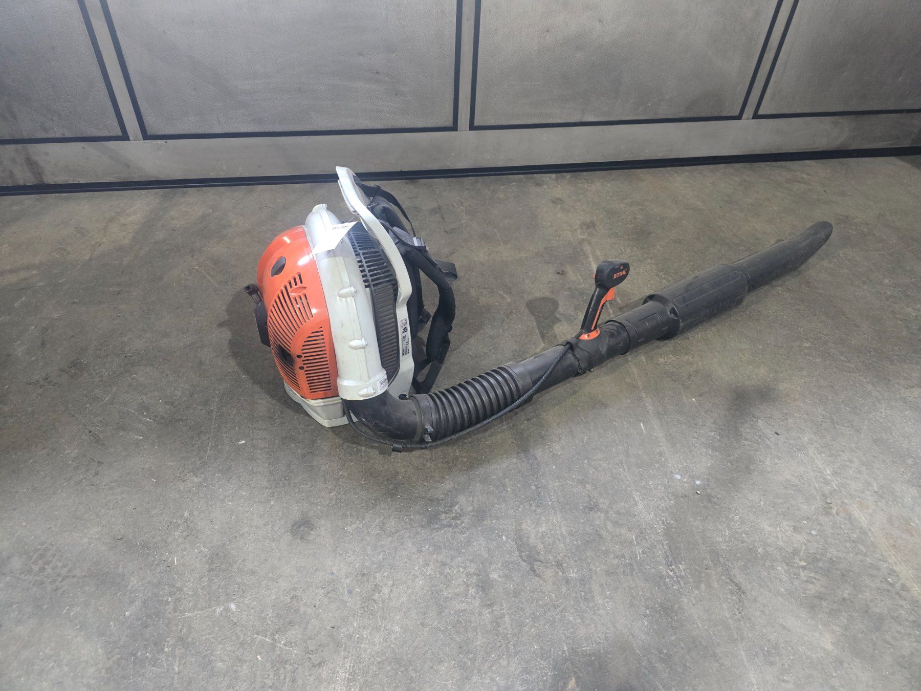 Stihl Laubbläser & Laubsauger: Stihl Laubbläser BR500 – Gebraucht aus Birmensdorf von SLTGMBH