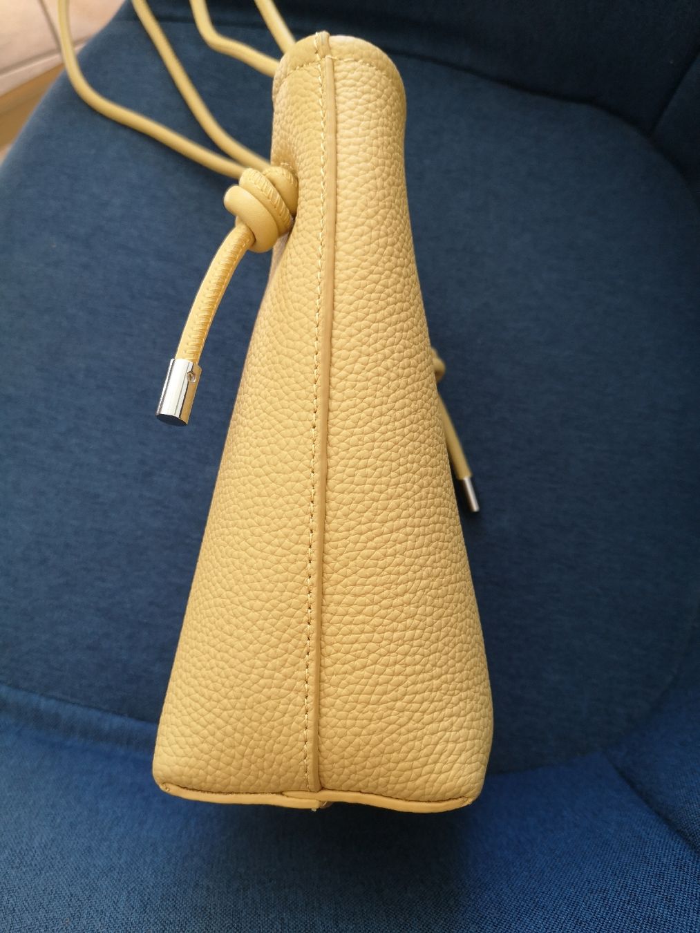 Borse da donna: Hochwertige Rind Leder-Tasche Neu – Nuovo e nell'imballaggio originale da Brig venduto da Tucan_52wm 2