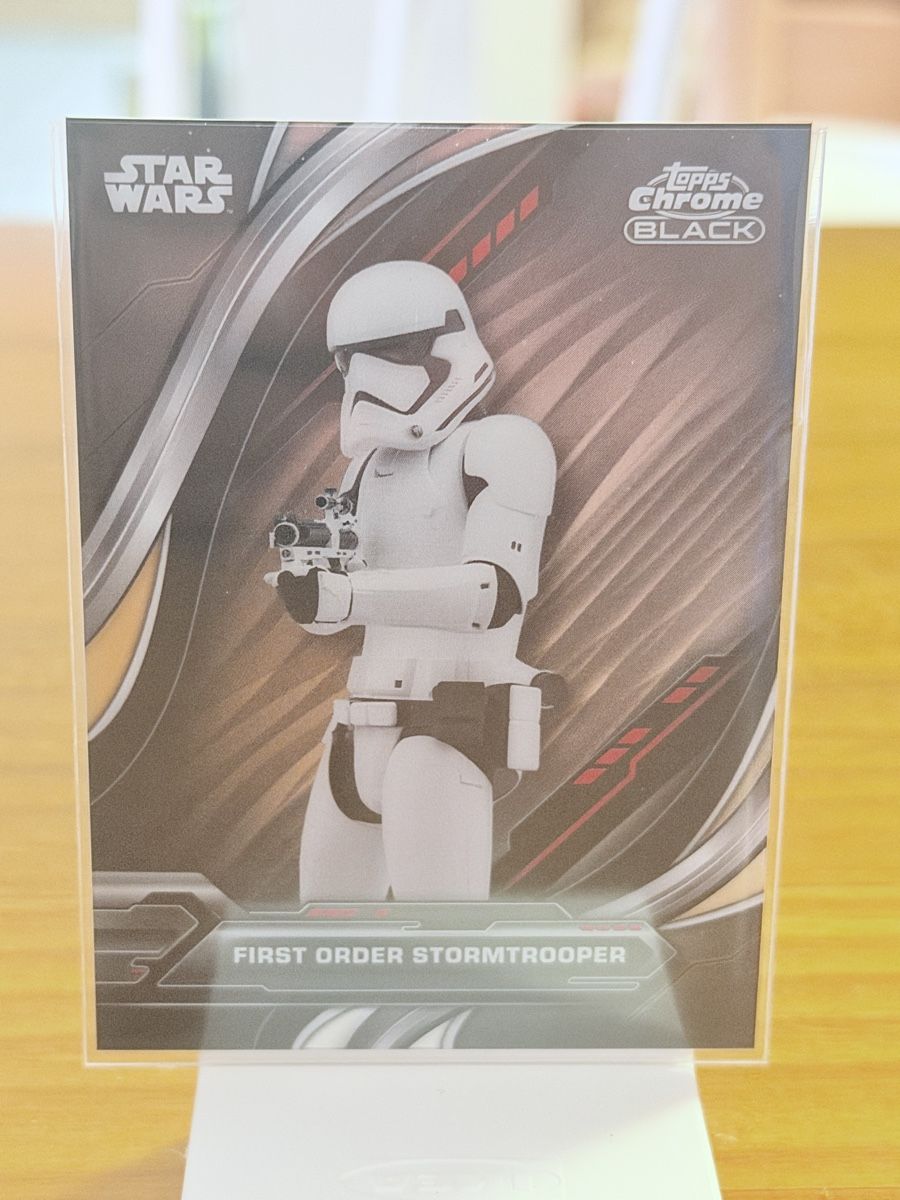 Topps Carte collezionabili: Carte Star Wars Topps Chrome Black First Order Stormtrooper – Nuovo (secondo la descrizione) da Grand-lancy venduto da chr_d9by
