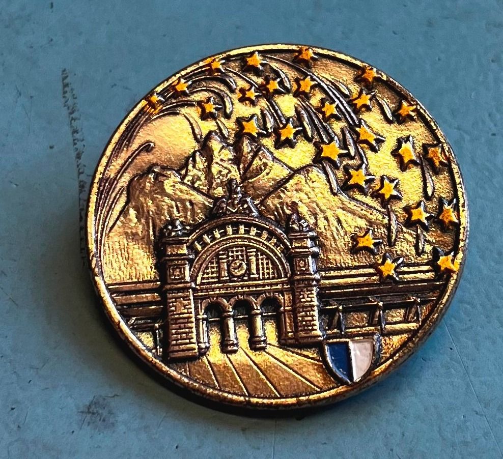 Placchette & Badge: Abzeichen Seenachtfest Luzern 1992 – Usato da Obernau venduto da Wgnom