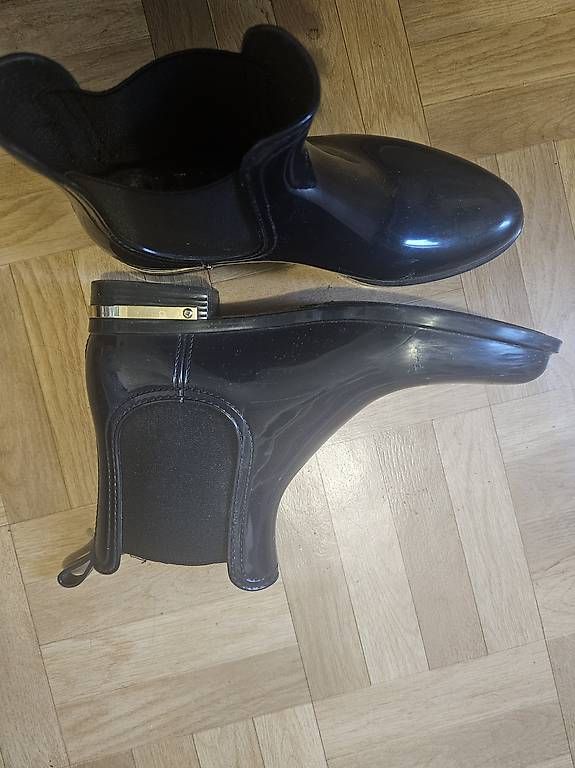 Chaussures femmes: Navyboot Gummistiefel Gr. 39  – D'occasion à Zürich par Elena231 3