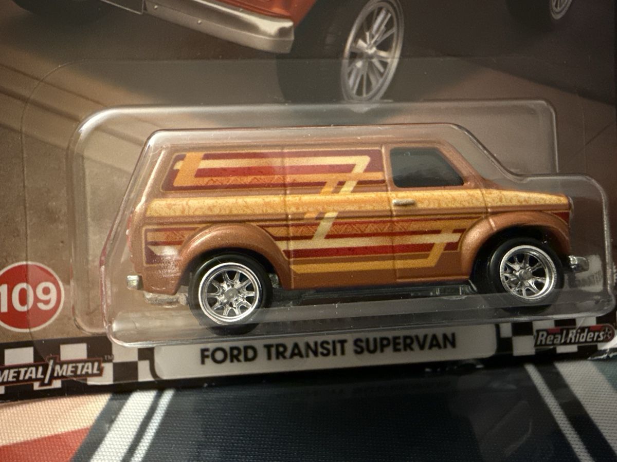 Hot Wheels Modellini d'auto: Hot Wheels Ford Transit Supervan Boulevard neue Version – Nuovo e nell'imballaggio originale da Basel venduto da Zomeg 1
