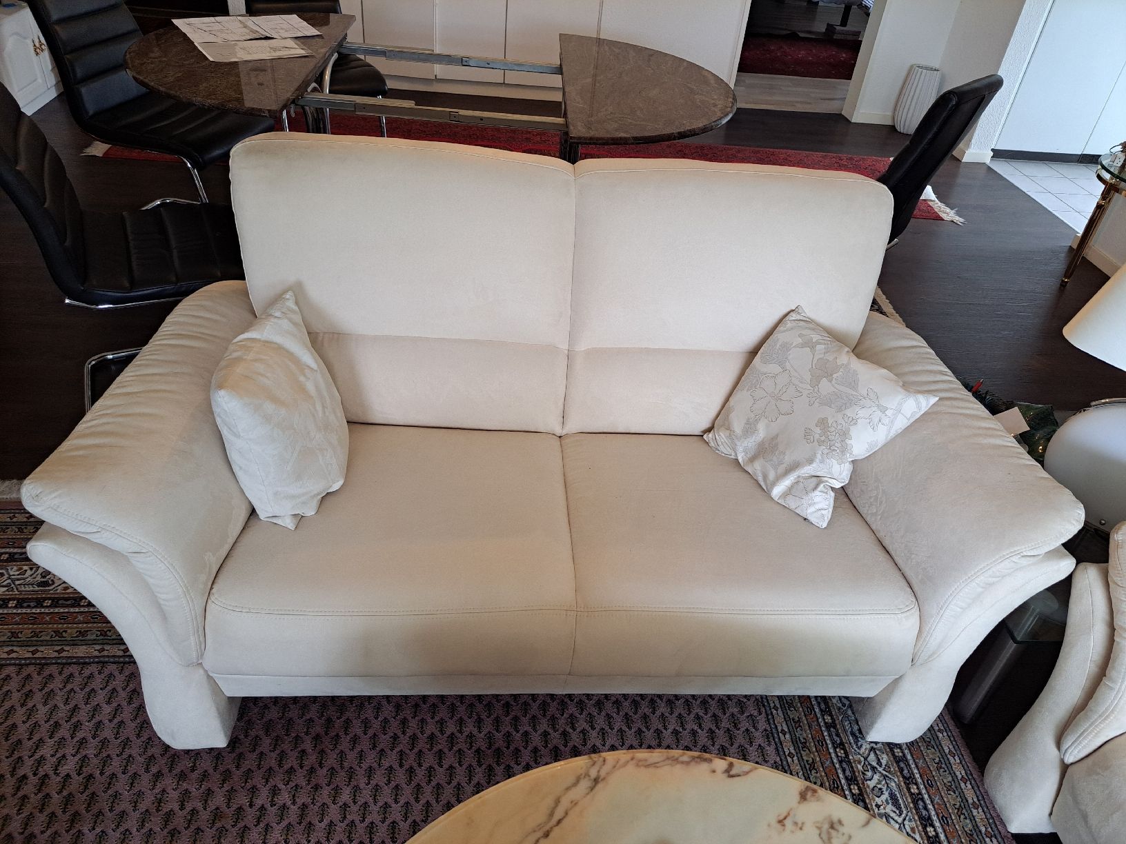 Sofas: 3- + 2-Sitzer Sofa und 1 Sessel hellbeige – Gebraucht aus Jona von Strand82