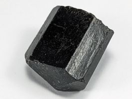 Schwarzer Turmalin (Schörl) 32mm, 13 Gramm