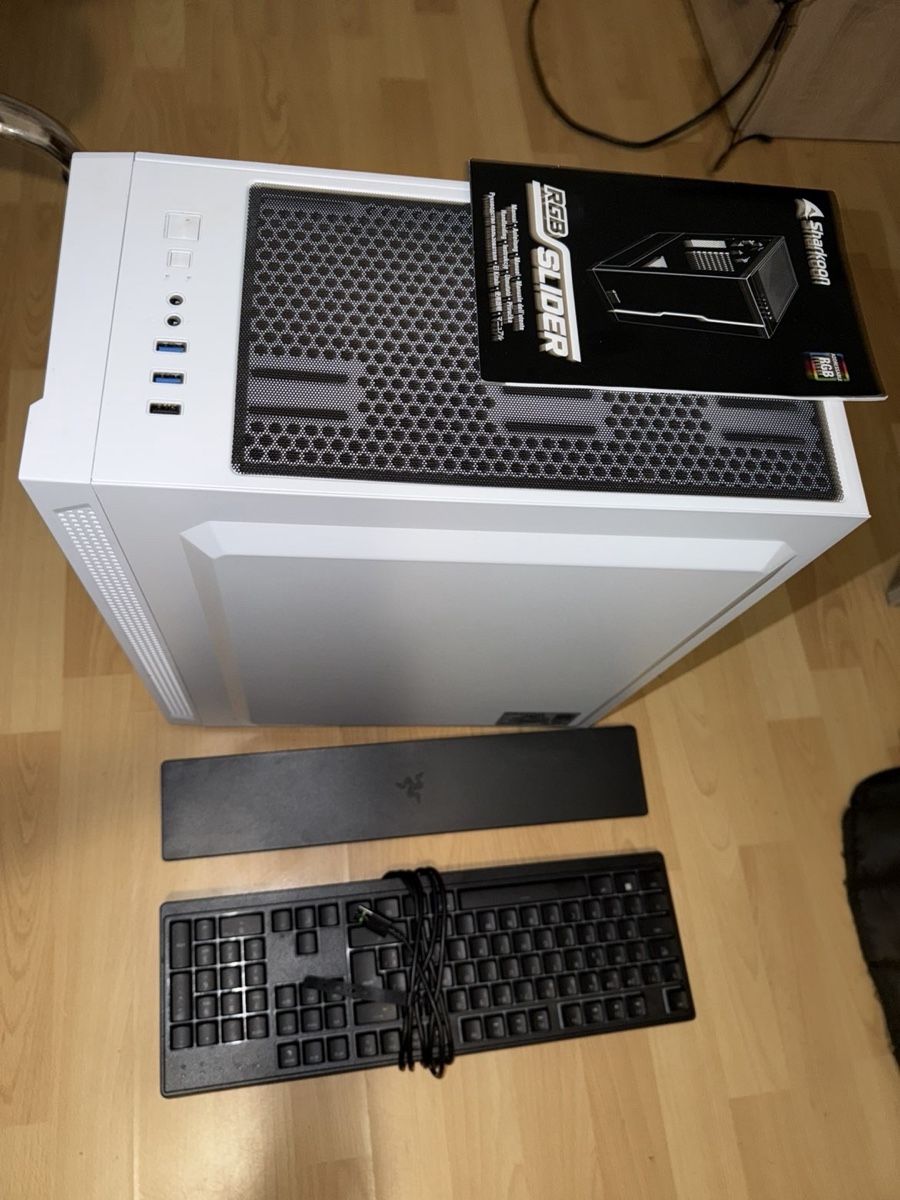 PC: Pc gaming – Nuovo (secondo la descrizione) da Uzwil venduto da rak_7ycc 1