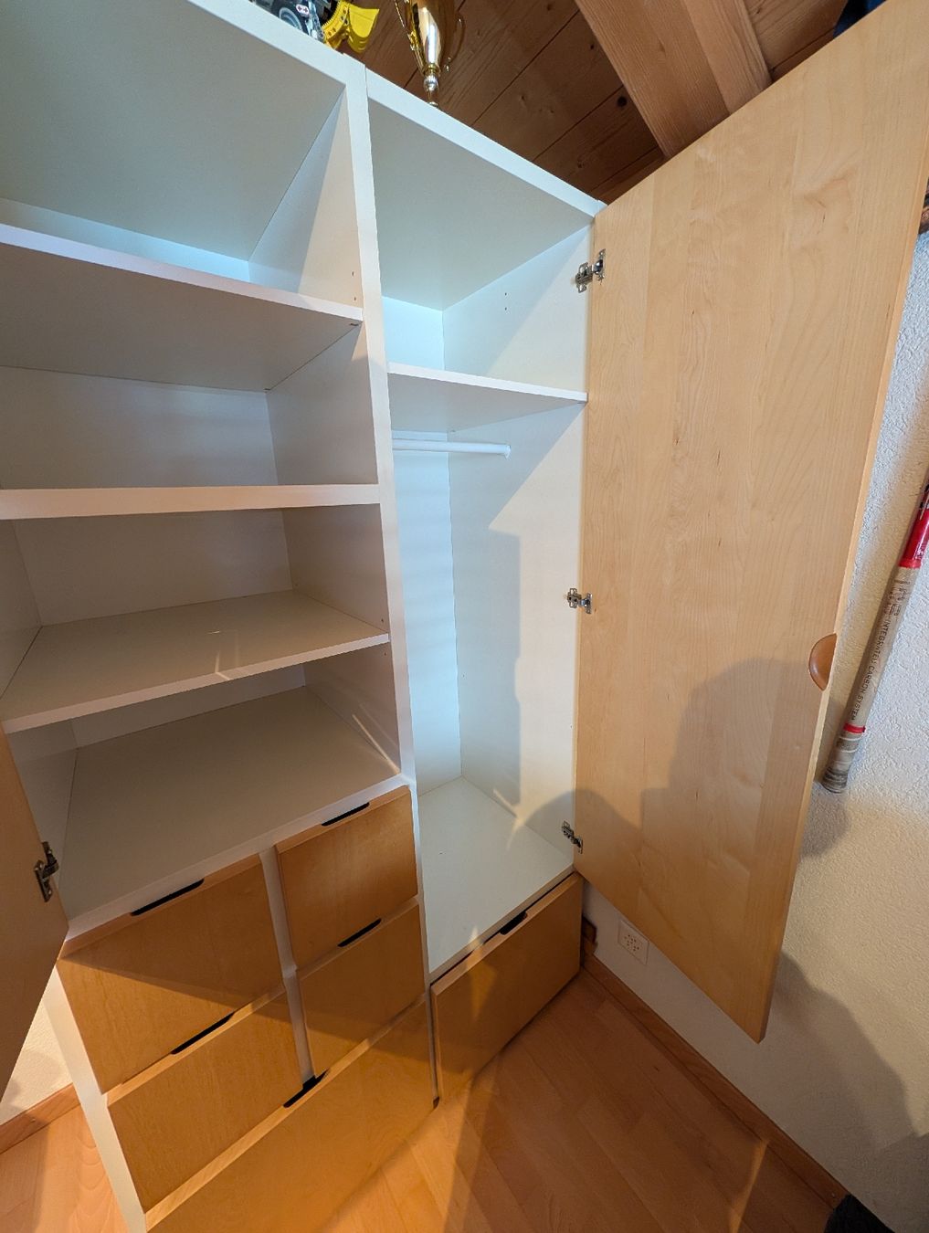 Ikea Armadi: Kleiderschrank IKEA RAKKE – Usato da Matten b. Interl venduto da Mioner 3