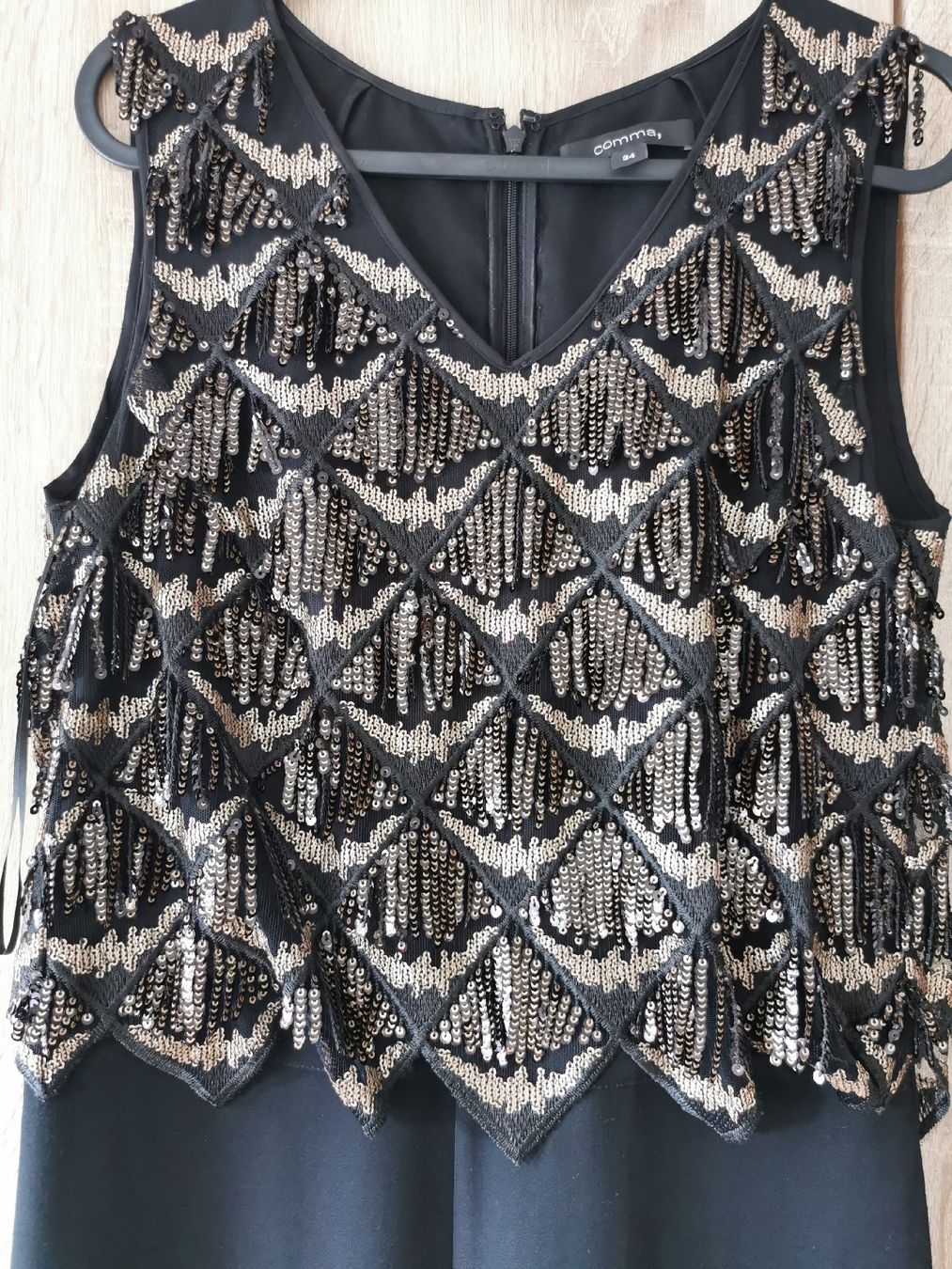 Comma Vestiti: Comma Damen Abends Kleid Overall Gr. 34 – Nuovo (secondo la descrizione) da Schlieren venduto da vlalif 1