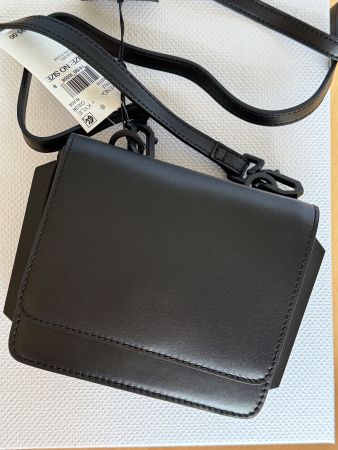 Mini Umhängetasche Leder Schwarz, Crossbody Baxter
