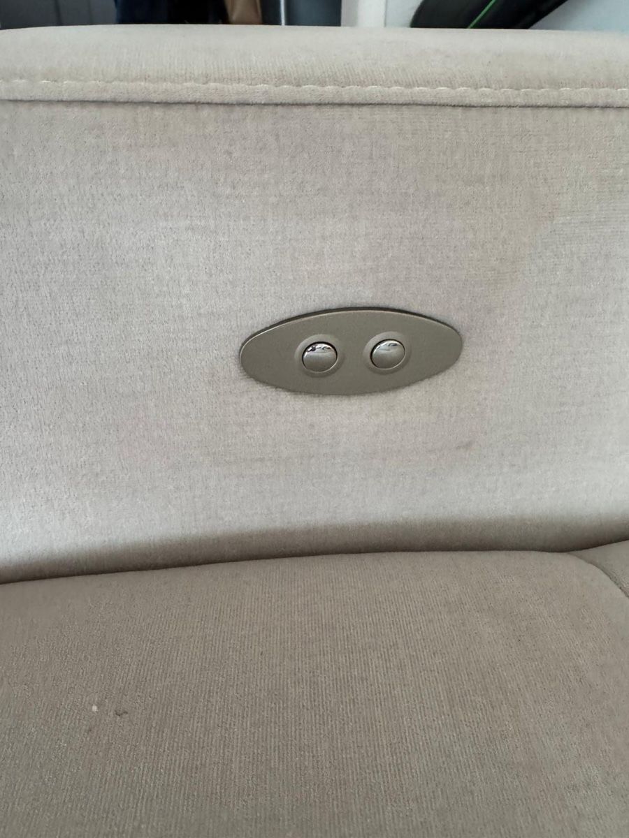 Divani: Sofa beige – Usato da Riehen venduto da Wrangler6 1