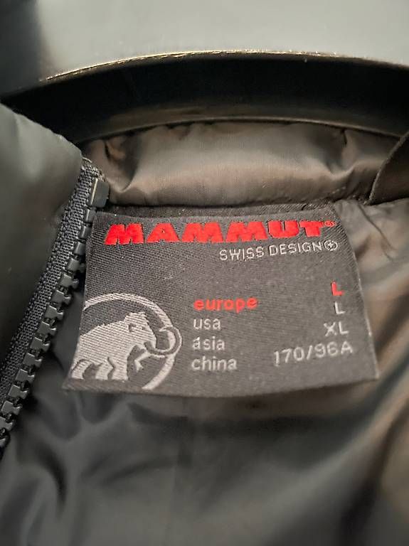 Mammut Jacken: Giacca Mammut 3-1 nera misura L – Gebraucht aus Gudo von ele_zp28 3