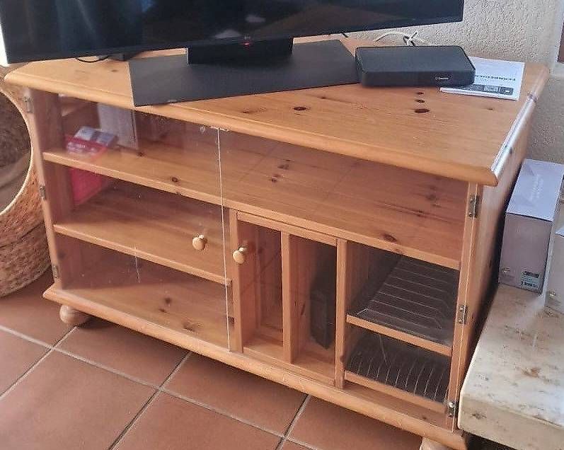 Meubles TV: TV-Möbel, Fernsehmöbel – D'occasion à Uetendorf par sas_2j6k