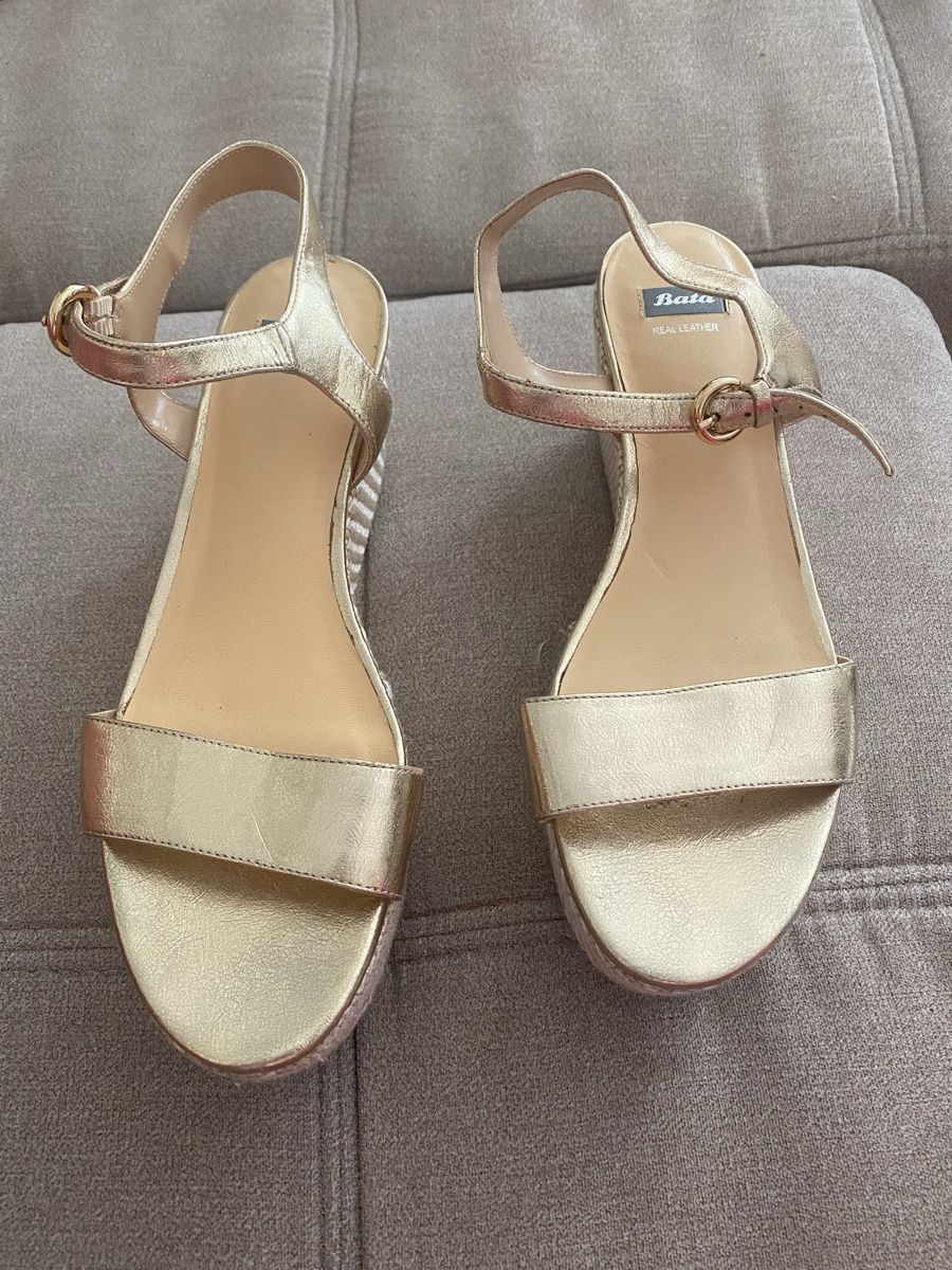 Scarpe da donna: Bata – Usato da Thun venduto da reb_qd7f 5