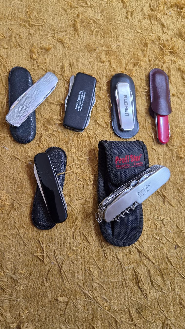 Coltelli tascabile: Taschenmesser Set Diverse – Usato da Kölliken venduto da Upcycling-by-Mc-TAM 5