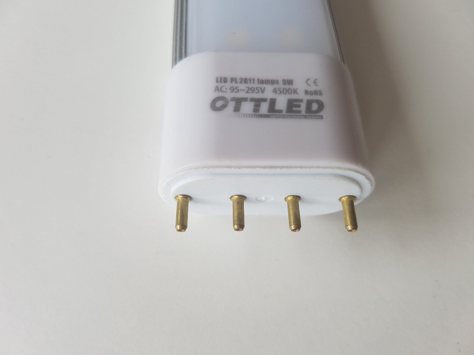 Lampade: OTTLED, LED PL Light, 2G11, 9W 4500K – Difettoso da Boll venduto da Dajufa 1